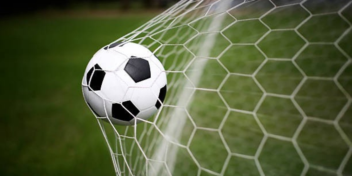 How Are Manufacturers Innovating to Meet the Demand for Sustainable and High-Performance Football Gear?